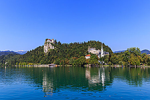 布莱德湖美景