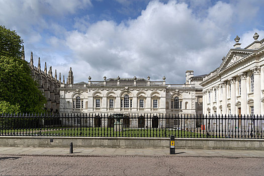 剑桥大学议会楼,又译行政楼,评议会楼,senate,house,是举行学位颁授仪式的地方