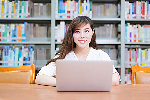 年轻,美女,亚洲人,女孩,笔记本电脑,学校,图书馆