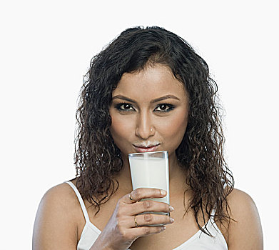 女人,肖像,喝,牛奶杯