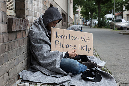 男性,无家可归,坐,街道,帮助
