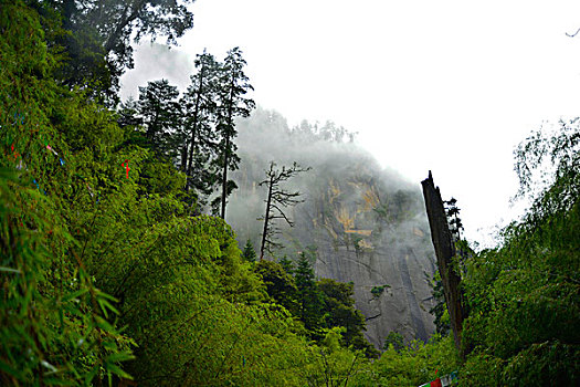 卡定沟瀑布风景