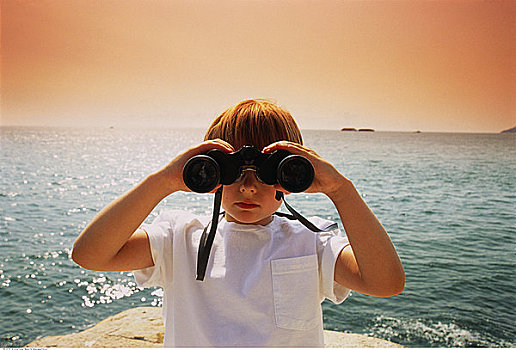 男孩,双筒望远镜,靠近,水