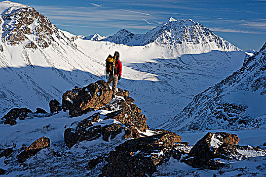 冬天,远足者,上方,电线,雪崩,顶峰,背景,楚加奇州立公园,阿拉斯加