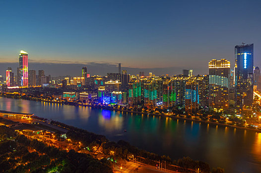 武汉,夏日,城市天际线,夜景,风光