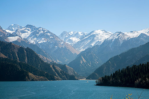 新疆天山天池