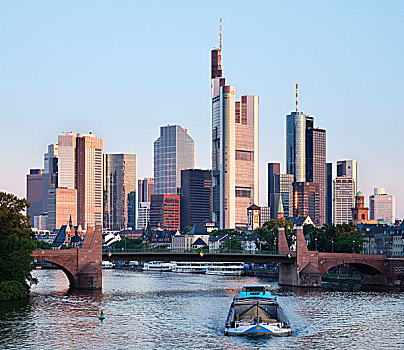 古桥,上方,摩天大楼,金融区,早晨,亮光,法兰克福,黑森州,德国,欧洲