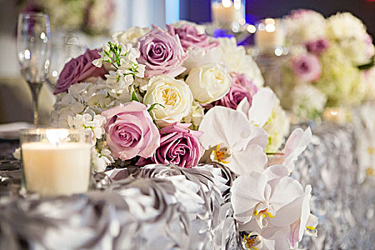 玫瑰,兰花,桌面摆饰,桌上,婚礼