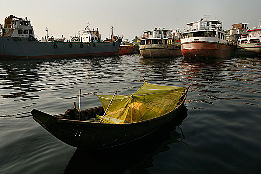 渔民,家,漂浮,河,靠近,达卡,孟加拉,四月,2008年