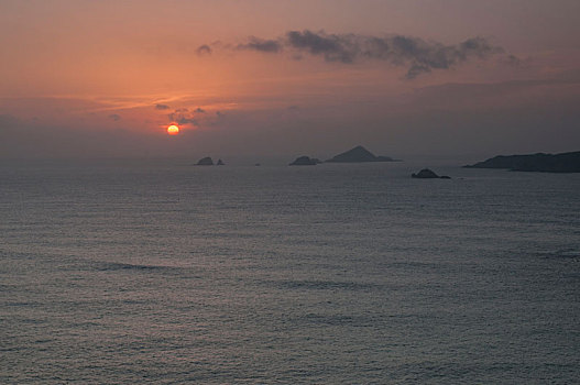 海上日出