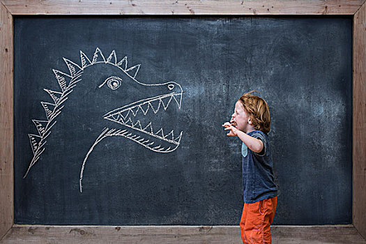男孩,叫,恐龙,绘画,黑板
