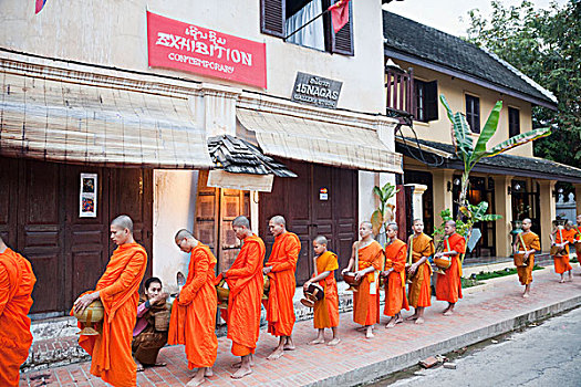 老挝,琅勃拉邦,僧侣,收集,施舍