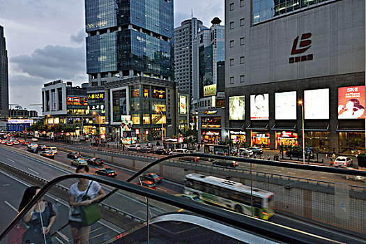 八佰伴商圈夜景