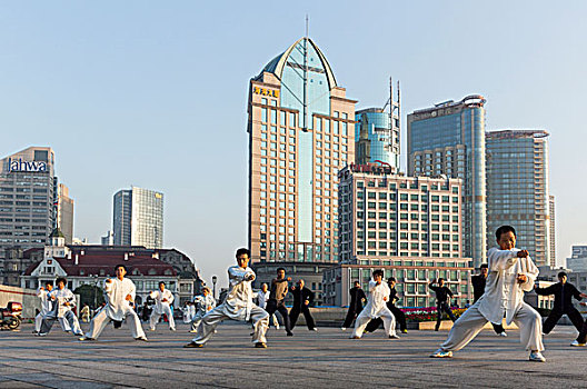 中国,上海,武术,多,练习,太极拳,黄浦江,散步场所,下方,浦东,天际线,黎明