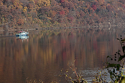 吉林桦甸红石湖风光