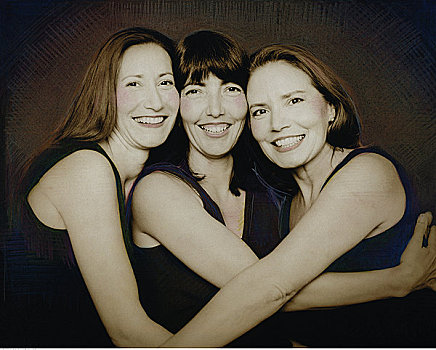 合影,三个女人,搂抱