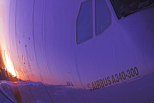 空中客车,a340,飞机,喷气式飞机,乘客,特写,正面,晚间,阳光,日落