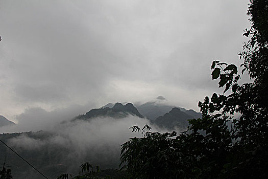 峨眉山