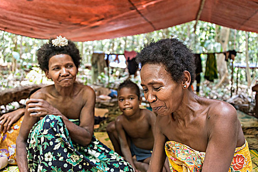 女人,孩子,部落,坐,防水油布,丛林,土著人,热带雨林,国家公园,马来西亚,亚洲