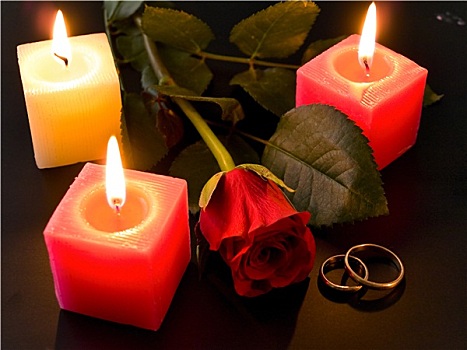 婚戒,玫瑰,蜡烛,夜晚
