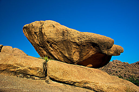 印象深刻,花冈岩,漂石,卧,石头,小,山,山脉,南方,摩洛哥,非洲