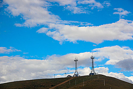 高原上的信号塔