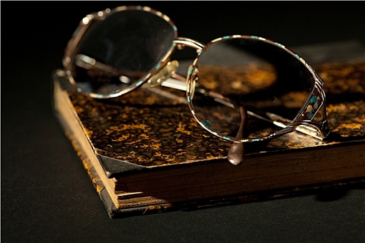 老,书本,眼镜