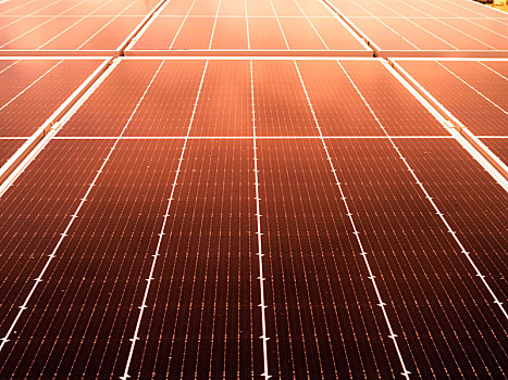 光伏发电太阳能电池板碳中和节能环保清洁能源
