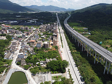 航拍广东省东莞市清溪镇铁场村