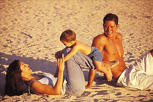 海滩,夫妻,年轻,儿子,妈妈,腿,玩,下午,太阳