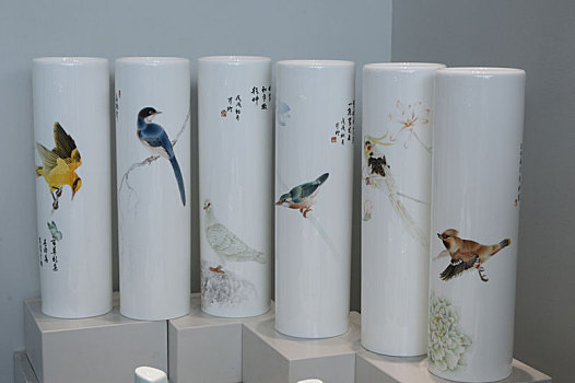 花鸟瓷器