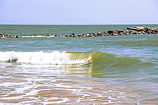 中国翻滚的海浪浪花