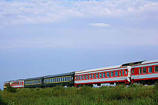 草原上的火车