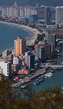 鸟瞰惠州城区沿海地带