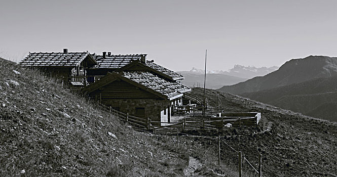 阿尔卑斯小屋,山谷