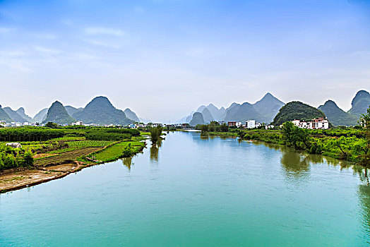 桂林阳朔漓江山水风光