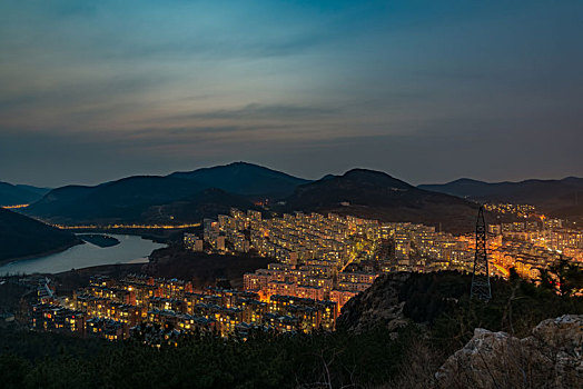 百合山庄夜景