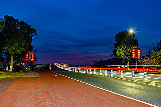 马路公路桥灯轨车轨