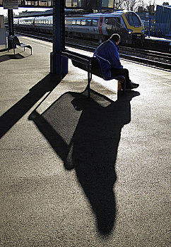 英格兰,牛津,一个,男人,剪影,等待,列车,车站