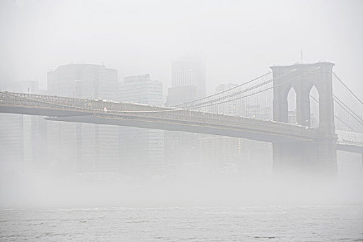 雾,上方,布鲁克林大桥