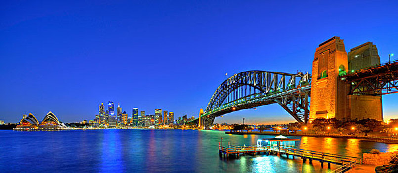 全景,悉尼,歌剧院,房子,悉尼港大桥,港口,天际线,中央商务区,夜晚,新南威尔士,澳大利亚