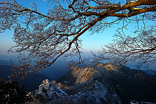 武当山雪景