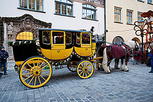 公共马车,圣诞市场,纽伦堡,弗兰克尼亚,巴伐利亚,德国,欧洲