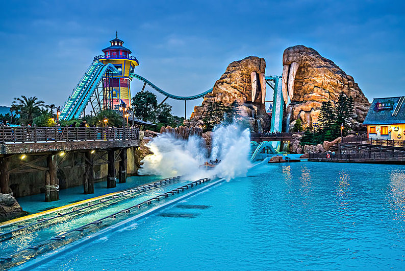 珠海市_长隆国际海洋王国_海洋主题乐园_海象山_激浪帆船_高清图片