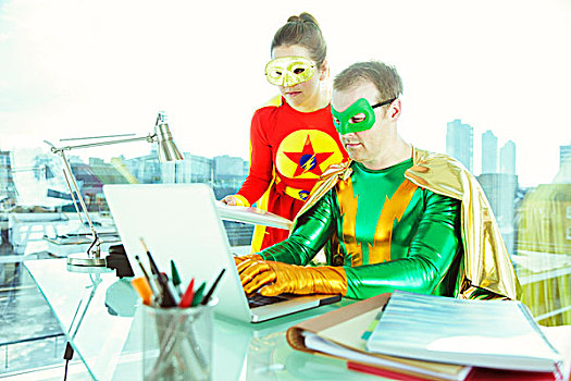 超级英雄,工作,笔记本电脑,办公室