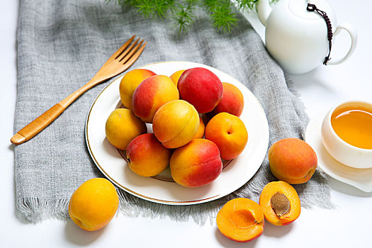 新鲜水果杏儿