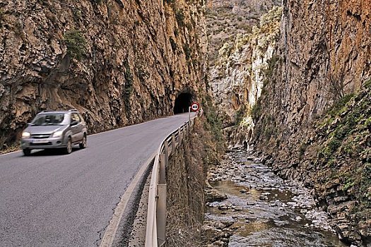 汽车,山路,阿拉贡,西班牙