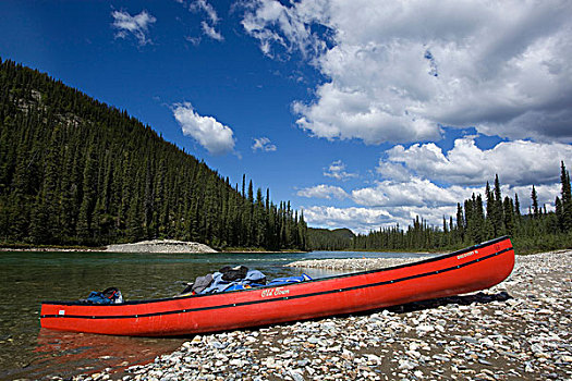 装载,独木舟,砾石,河,育空地区,加拿大