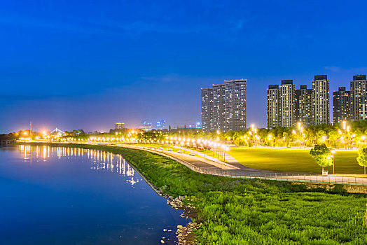 中国江苏南京地标建筑南京眼步行桥建筑夜景