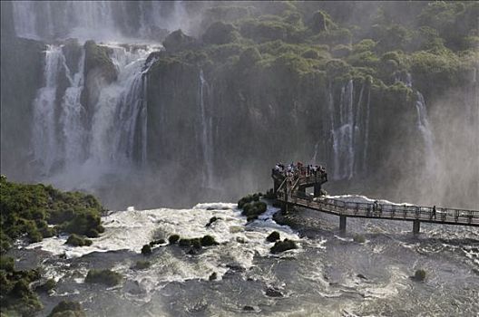 步行桥,伊瓜苏,瀑布,边界,巴西,阿根廷,南美